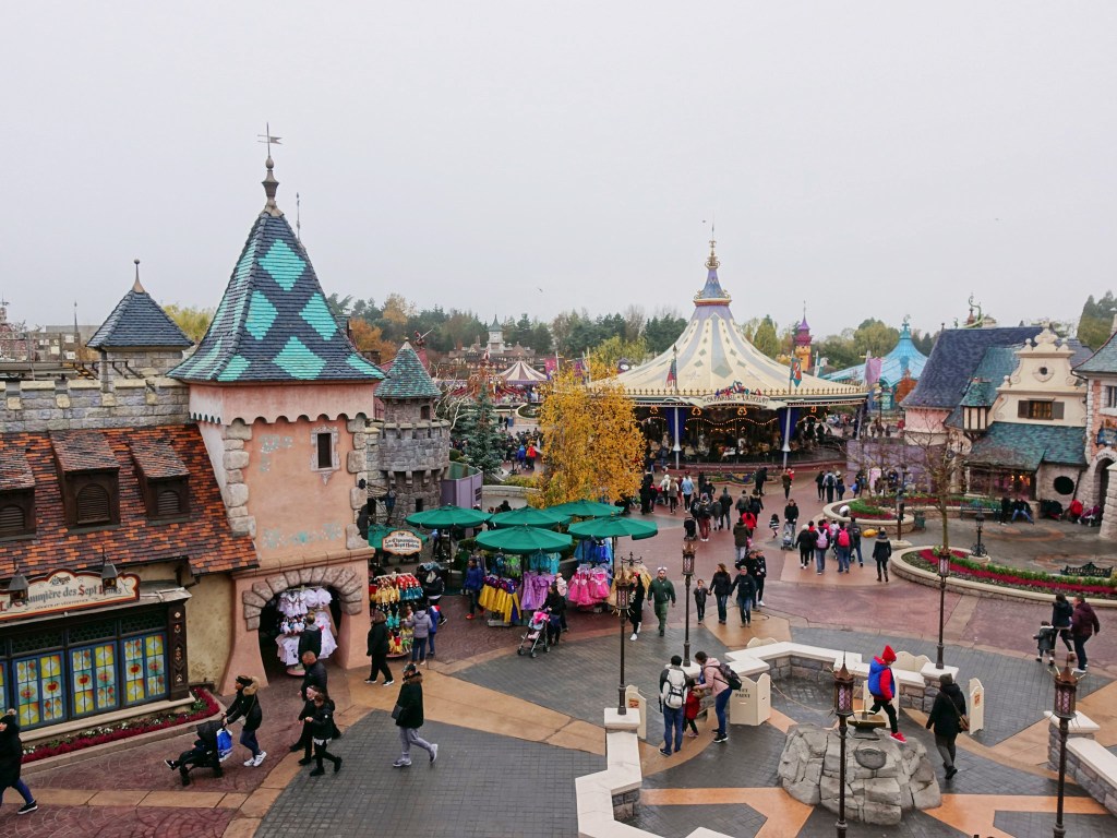 7 Tips for handling sensory overload at Disneyland&nbsp;Paris