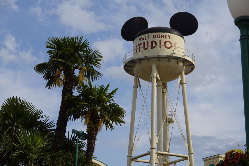 Key dates, deadlines and information for booking a Disneyland Paris&nbsp;trip