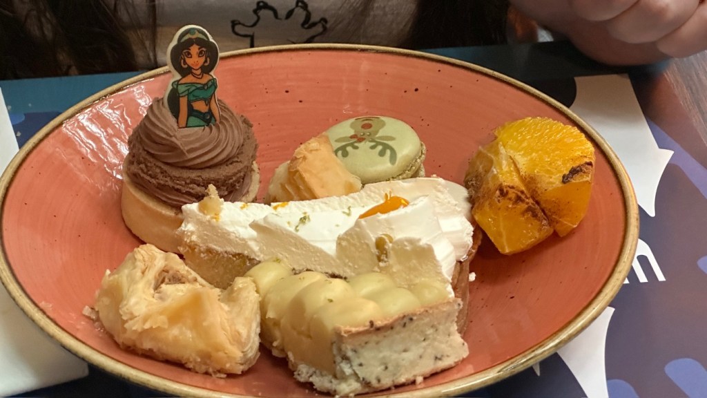 Desserts from Agrabah Cafe at Disneyland Paris