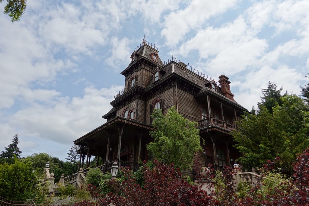Phantom Manor at Disneyland Paris