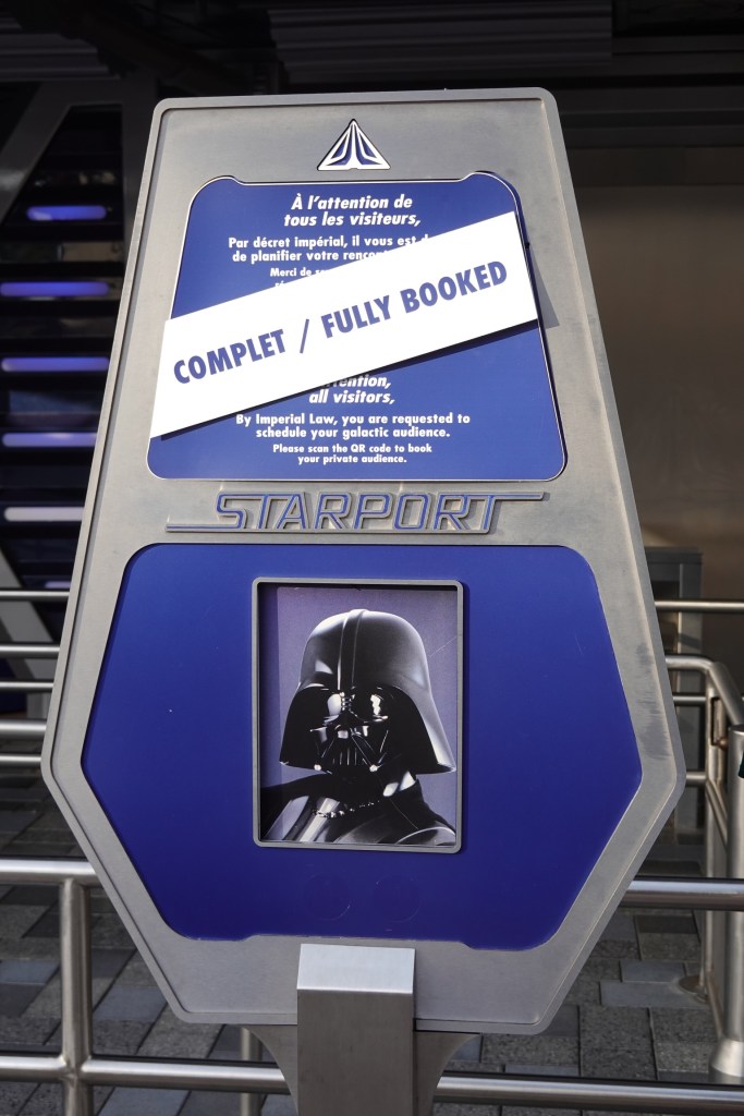 Sign for Star Wars Darth Vader meet and greet at Disneyland Paris