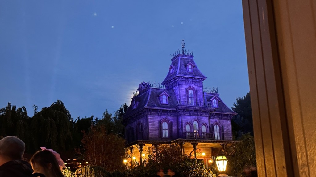 Phantom Manor in Disneyland Paris at night