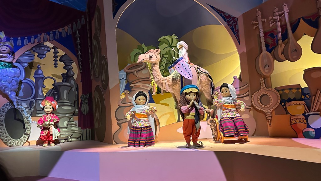 Figures from Middle Eastern scene in It's a Small World in Disneyland Paris