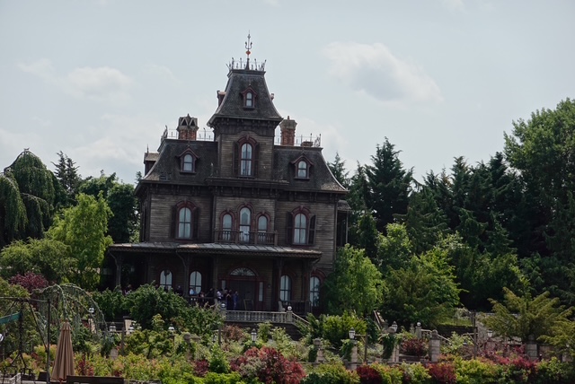 Phantom Manor at Disneyland Paris