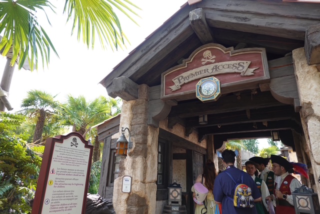 Premier Access entrance for Pirates of the Caribbean at Disneyland Paris