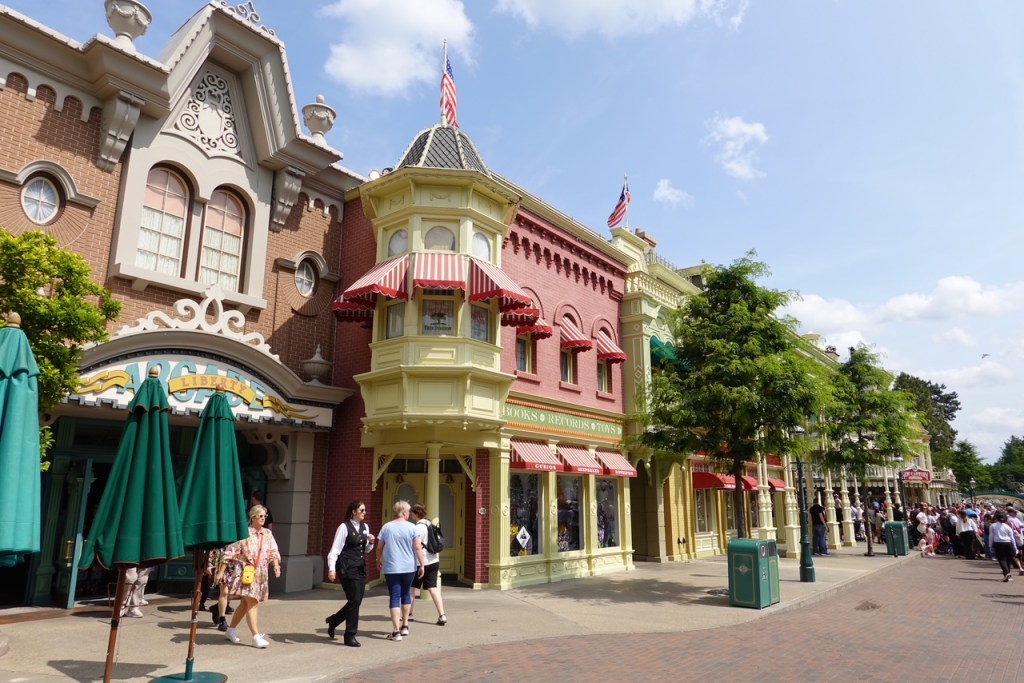 Main Street USA buildings in Disneyland Paris