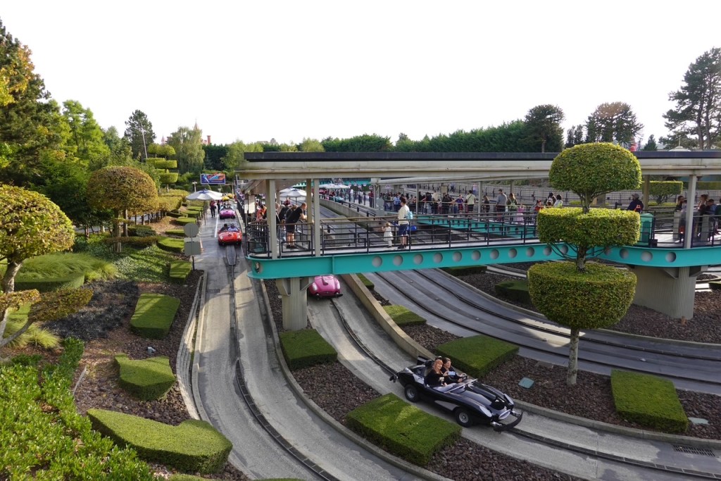 Cars on the Autopia ride at Disneyland Paris